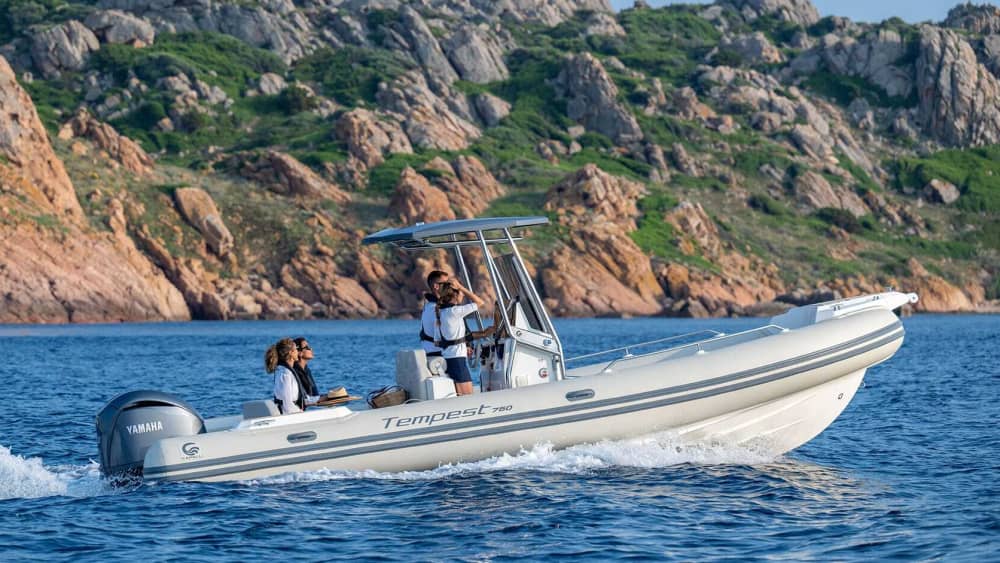 Sea Escape for Groups — Hidden Coves, Open Water & Shared Moments