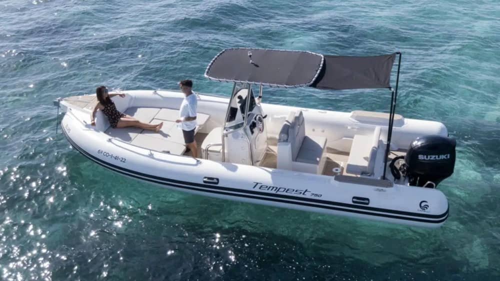 Sea Escape for Groups — Hidden Coves, Open Water & Shared Moments