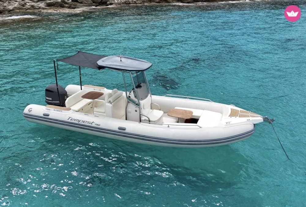 Sea Escape for Groups — Hidden Coves, Open Water & Shared Moments