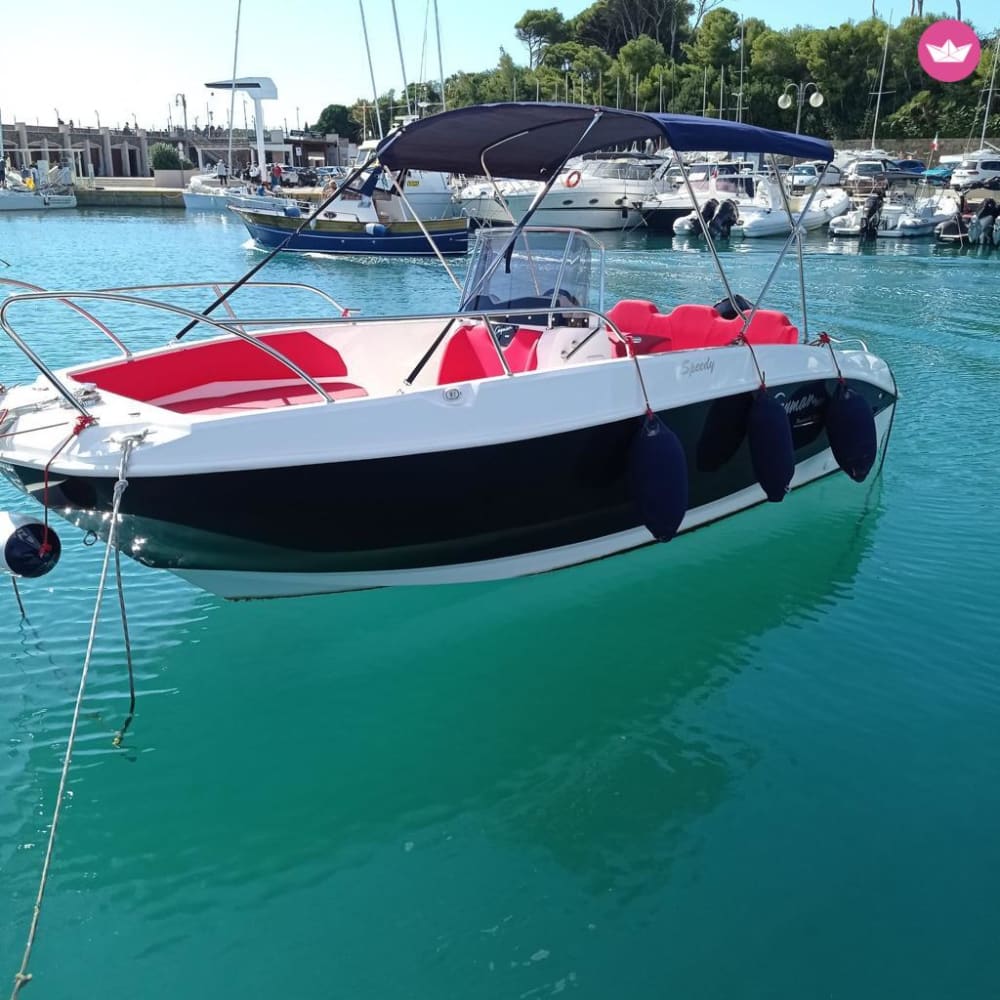 Экскурсия «Голубая пещера и Богоматерь на Рифе»