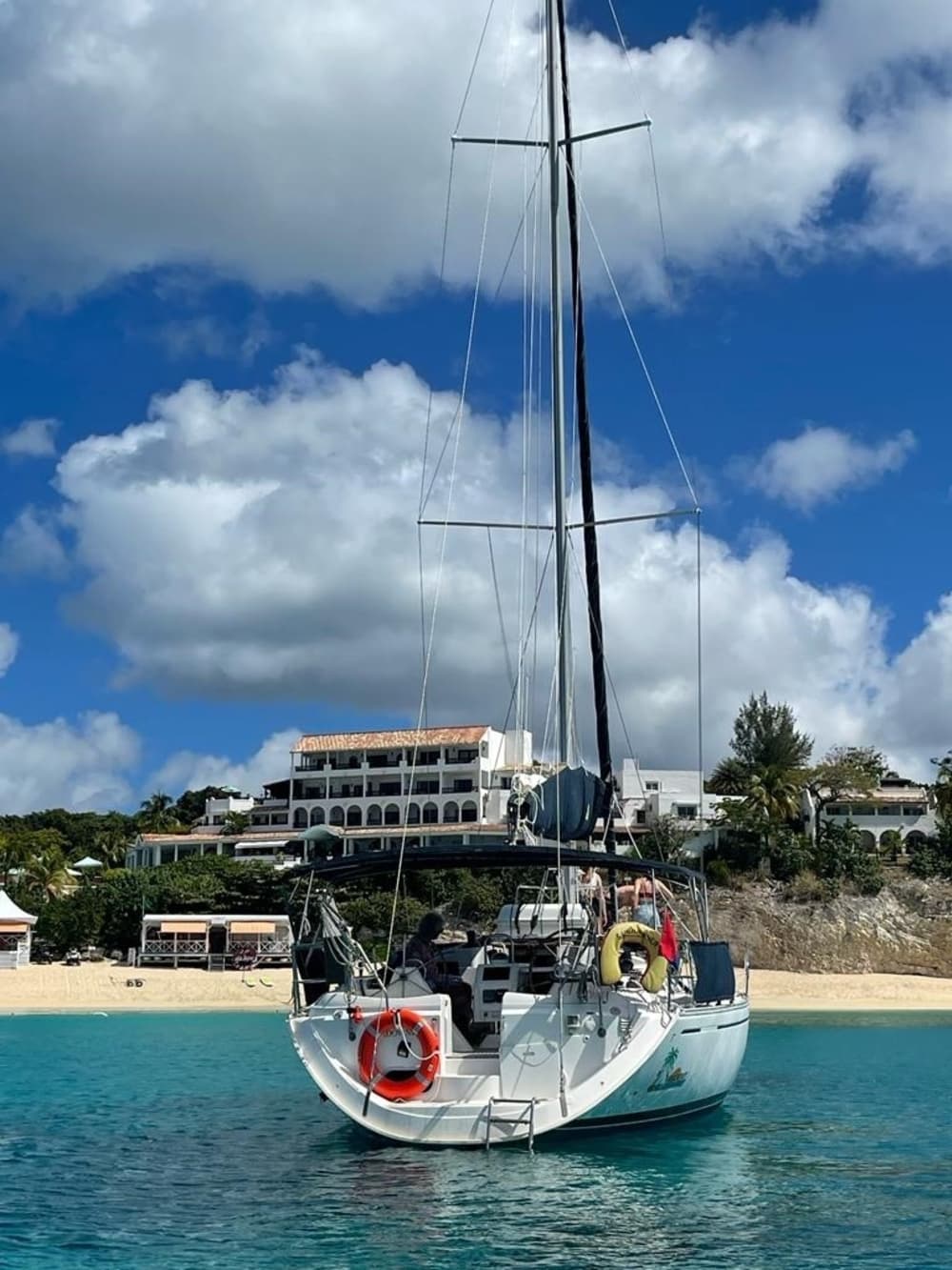 Full-day sailboat rental in Simpson Bay