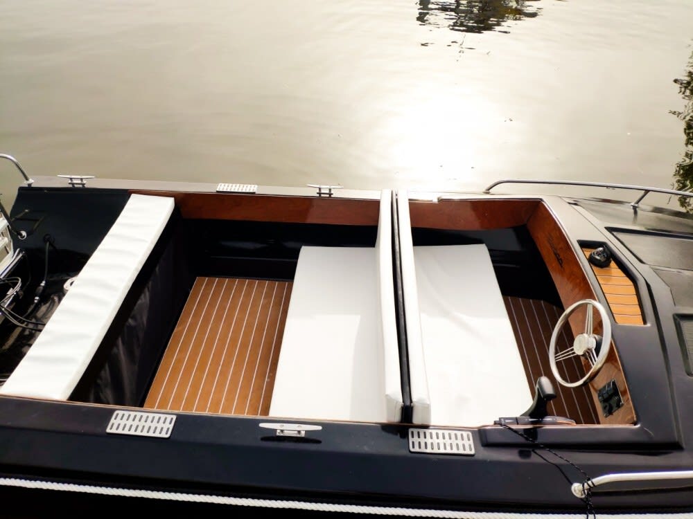 Découvrez Bénodet lors d'une excursion d'une journée en bateau à moteur.