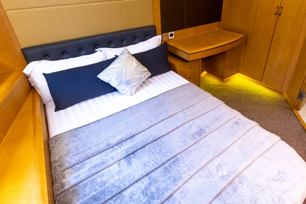 Exceptional Dubai Luxury Yacht Service | 75-Guest Capacity