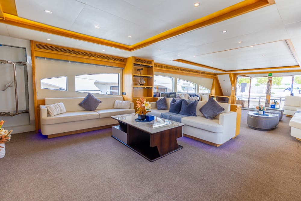 Exceptional Dubai Luxury Yacht Service | 75-Guest Capacity