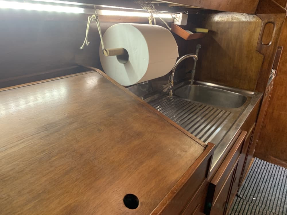 Profitez d'une journée complète de navigation à Lindos en voilier.