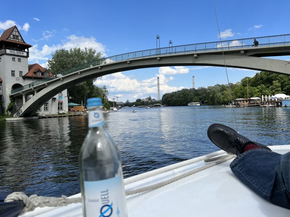 Découverte de Berlin en demi-journée : Votre courte escapade en bateau à moteur