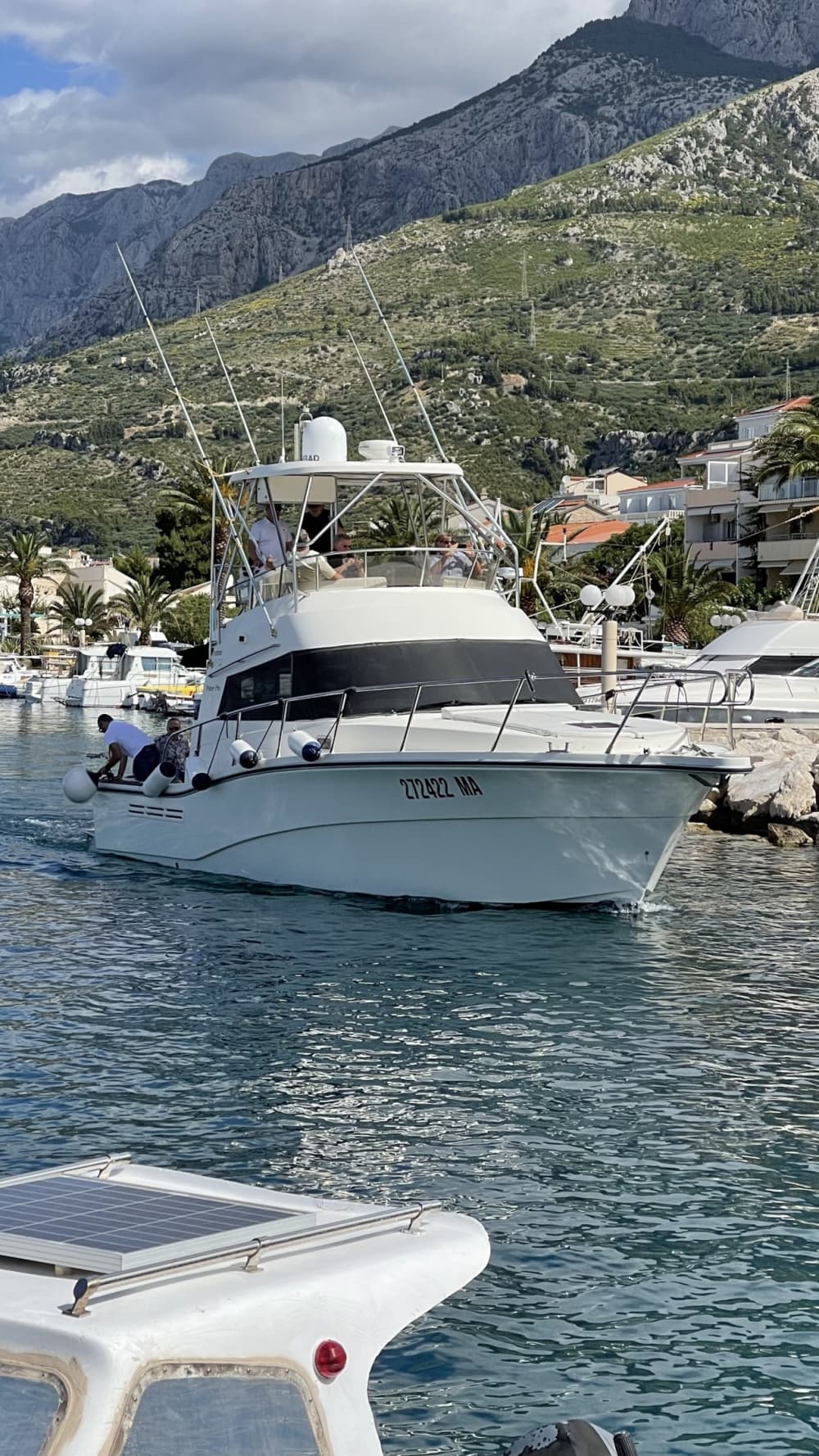 Seu dia em Makarska: Alugue uma lancha para um dia inteiro de descobertas.