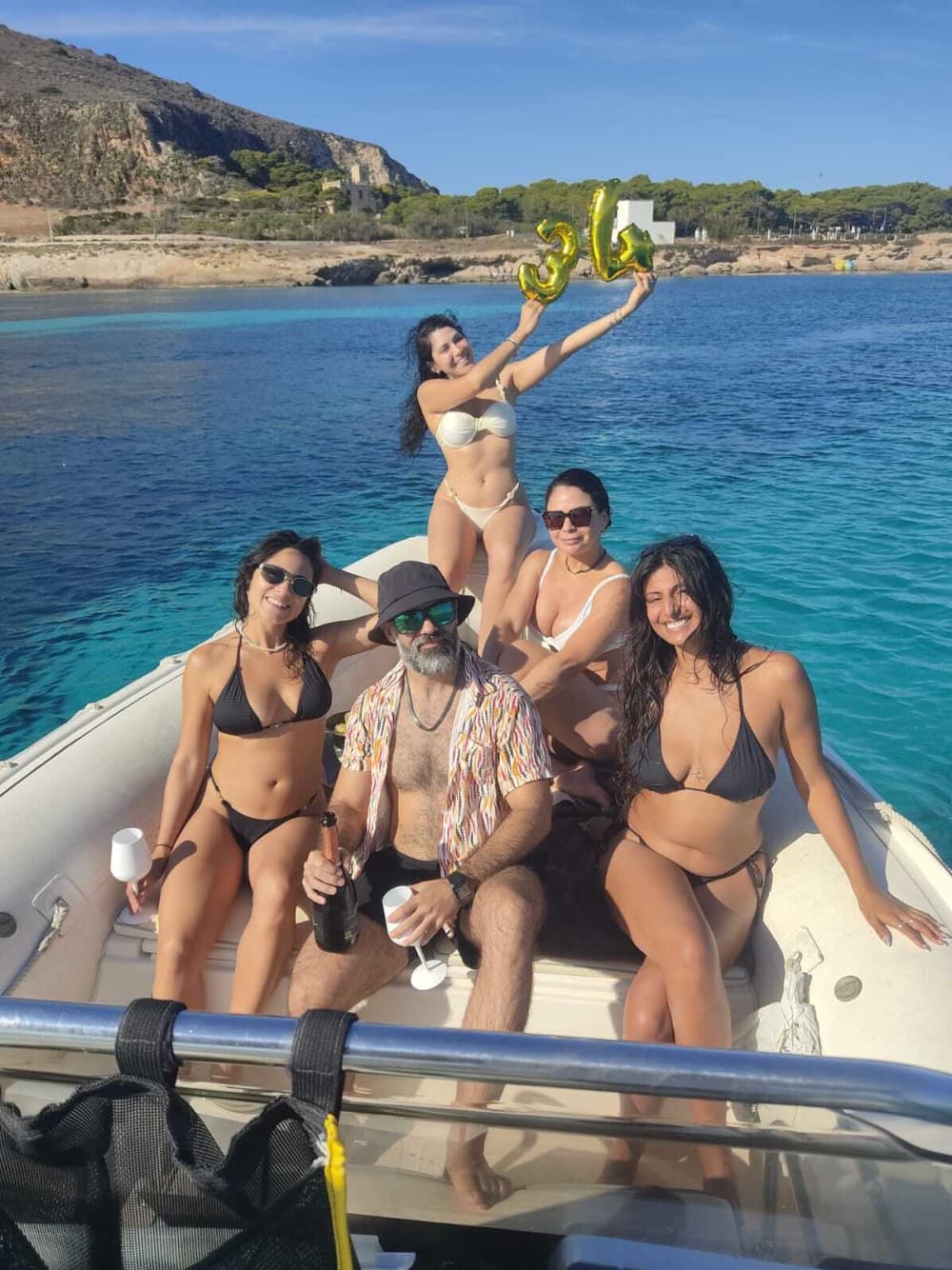 Geniet van 8 uur op een motorboot in Marsala.