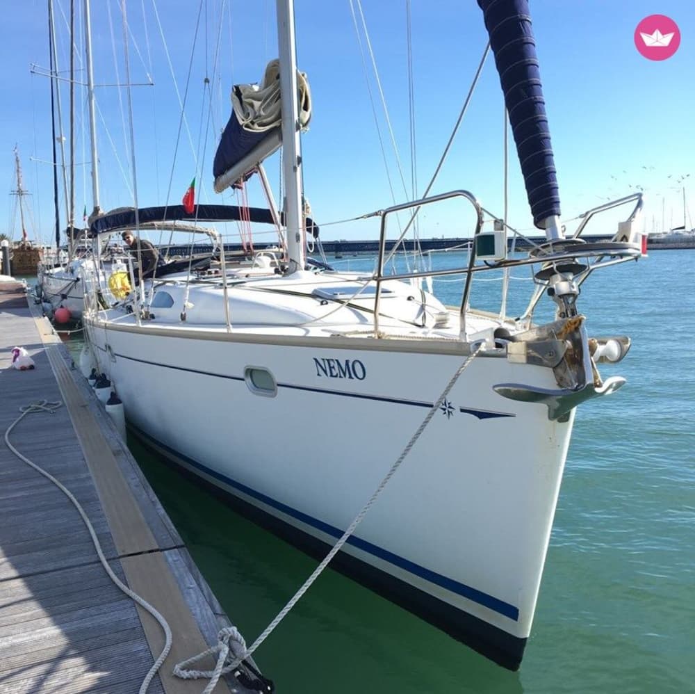 6h Sailing Experience Along the Algarve Coast