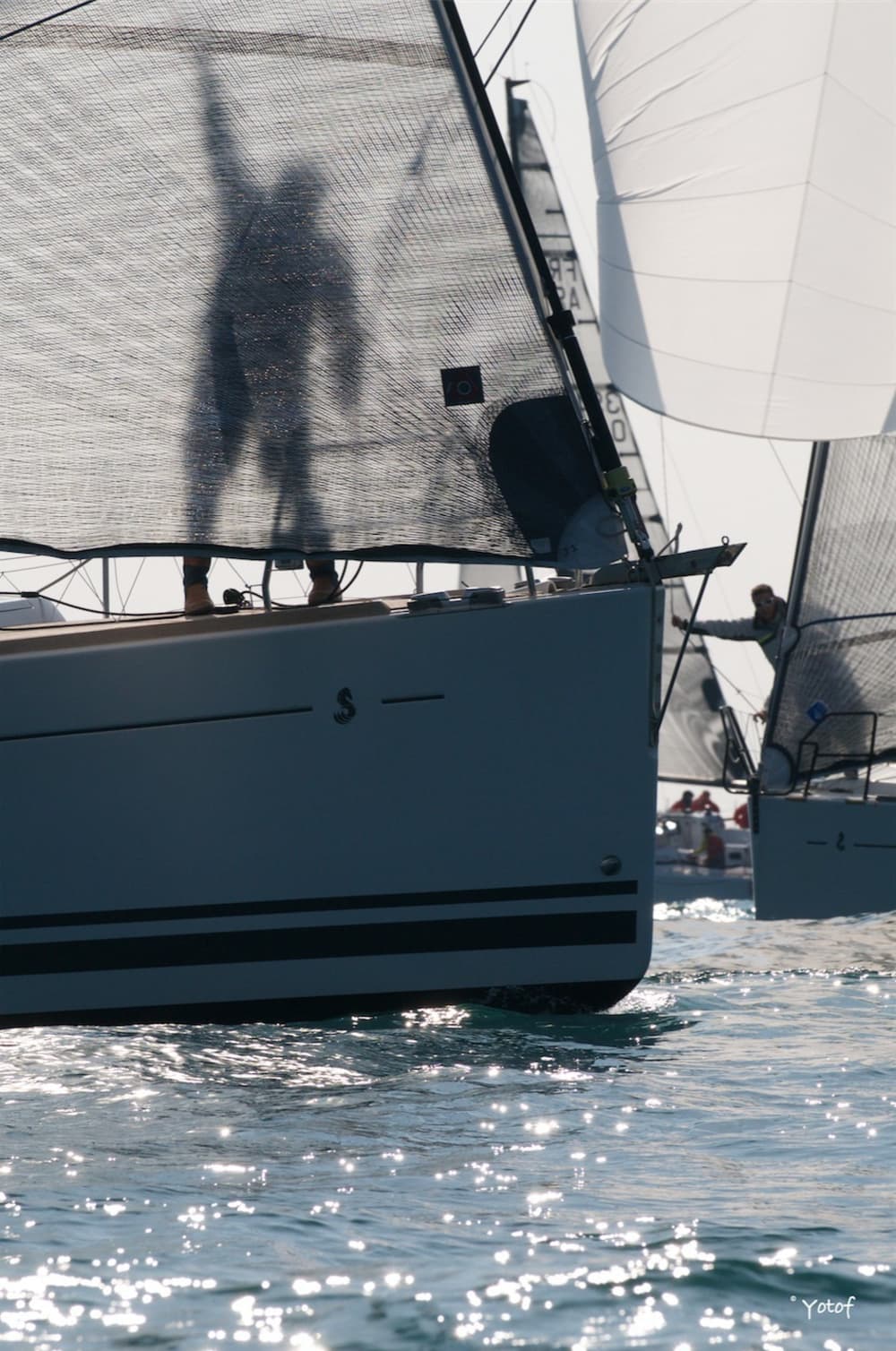 Descubre La Grande-Motte en una excursión de un día completo en velero.