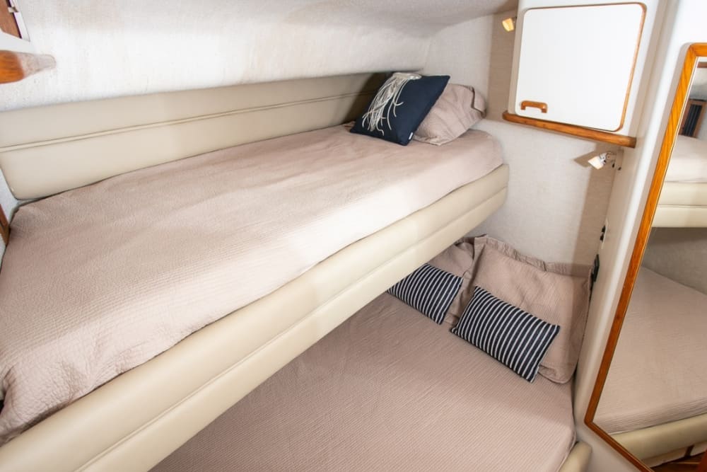 Een halve dagtocht in Playa Panama op een motorjacht.