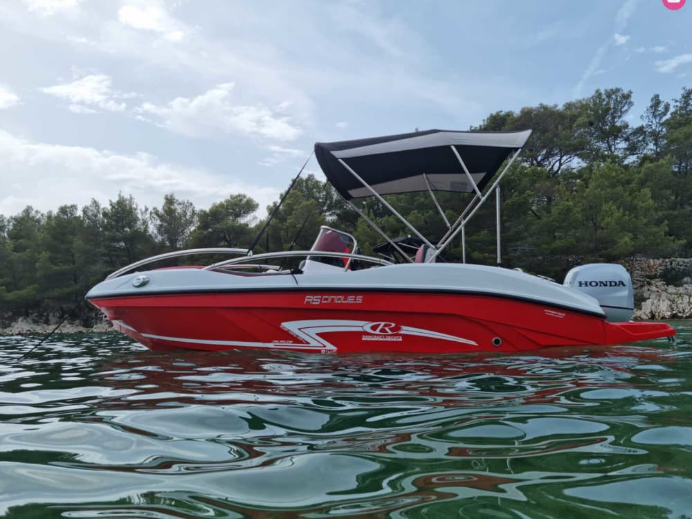 Discover Croatia Your Way – Flexible Full-Day Boat Tour