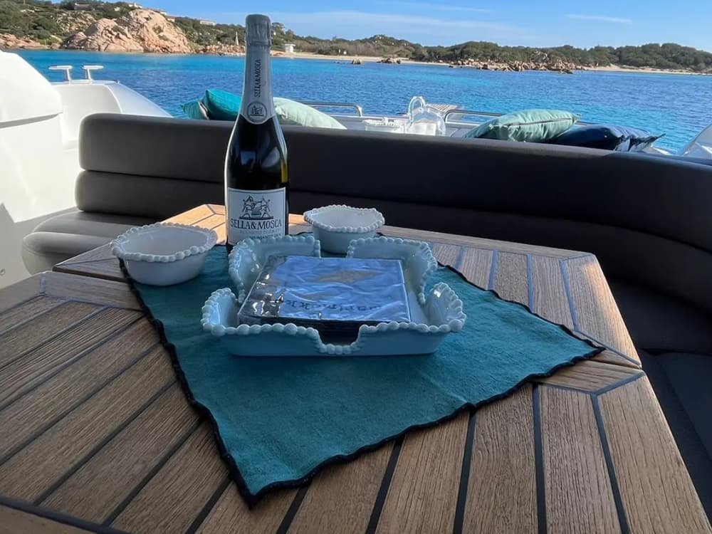 Tour de día completo por el sur de Córcega: Bonifacio, Cavallò e Isola Piana