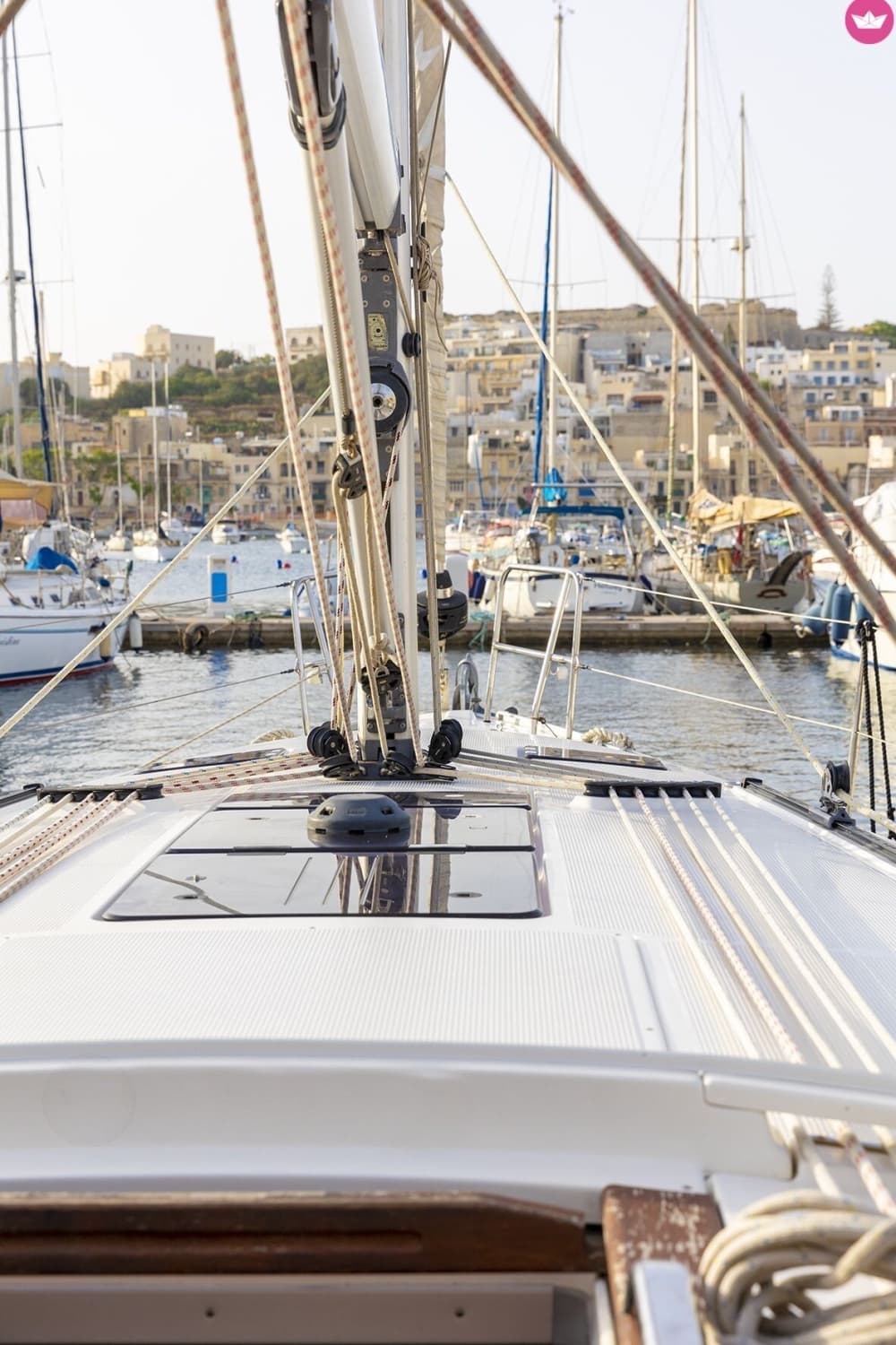 Malta Coastline Adventure: A Full-Day Sailing Journey from Valletta to Comino