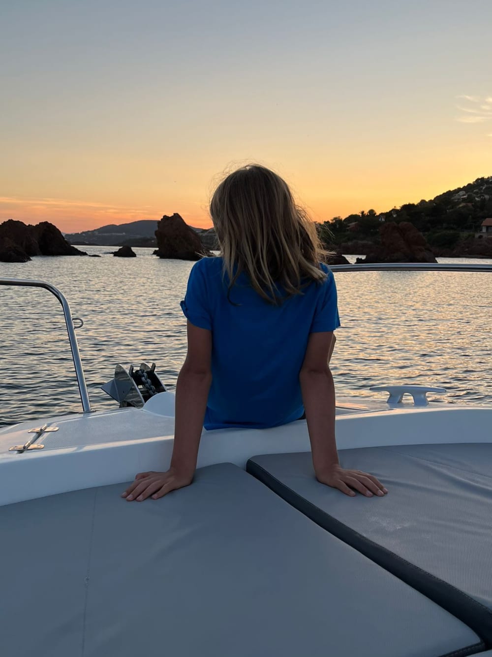 Een halve dagtocht in Saint-Raphaël met een motorboot.