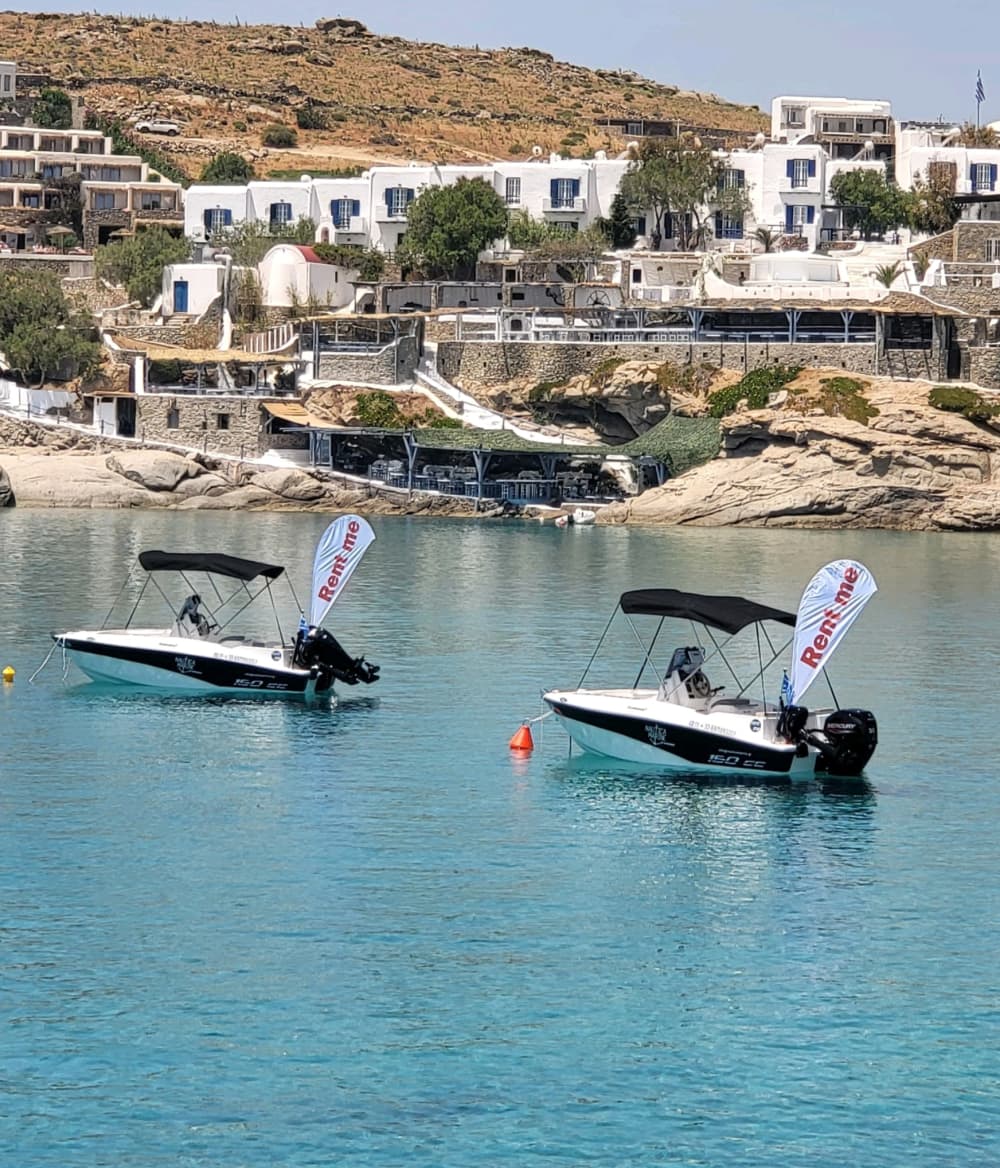 Location de bateau à Mykonos pour une demi-journée – Conduite facile sans chauffeur