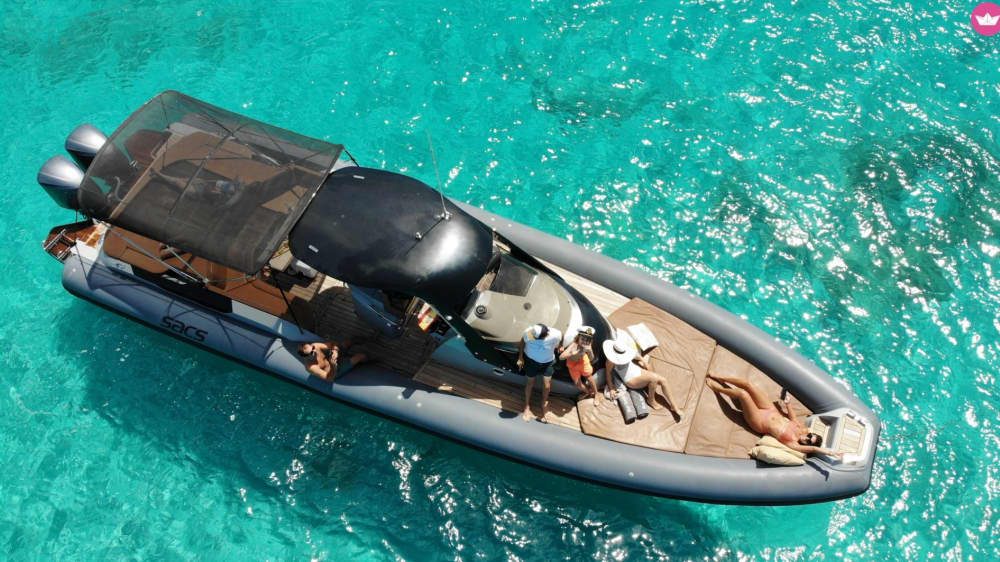 Sail through the paradise islands of Ibiza and Formentera