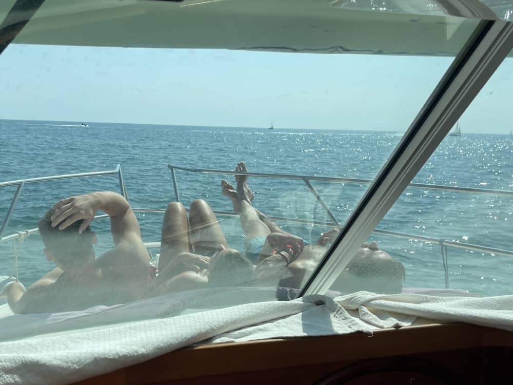 Una giornata a Canet-en-Roussillon su un motoscafo