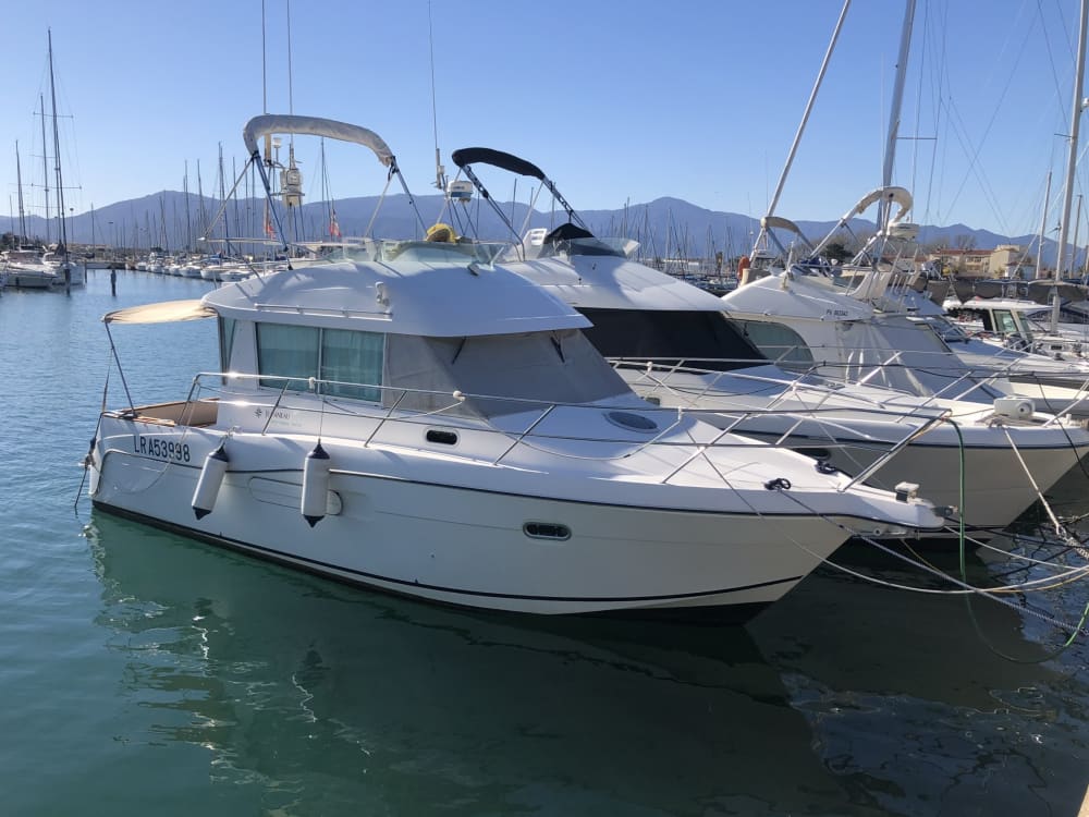 Una giornata a Canet-en-Roussillon su un motoscafo