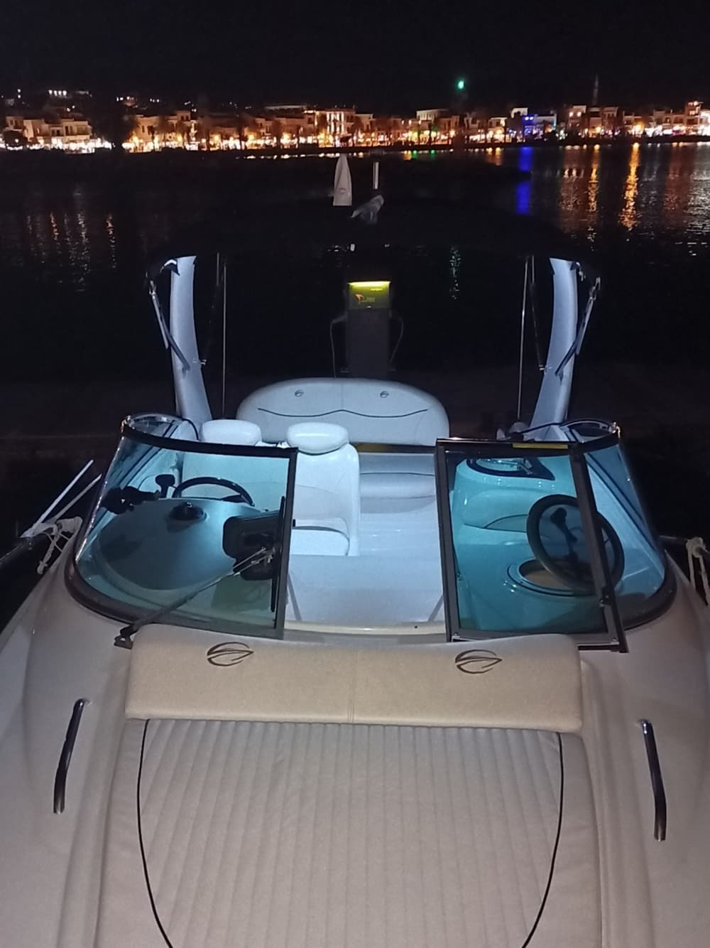 Halvdagsupptäckt i Rethymno: Din korta flykt på motorbåt