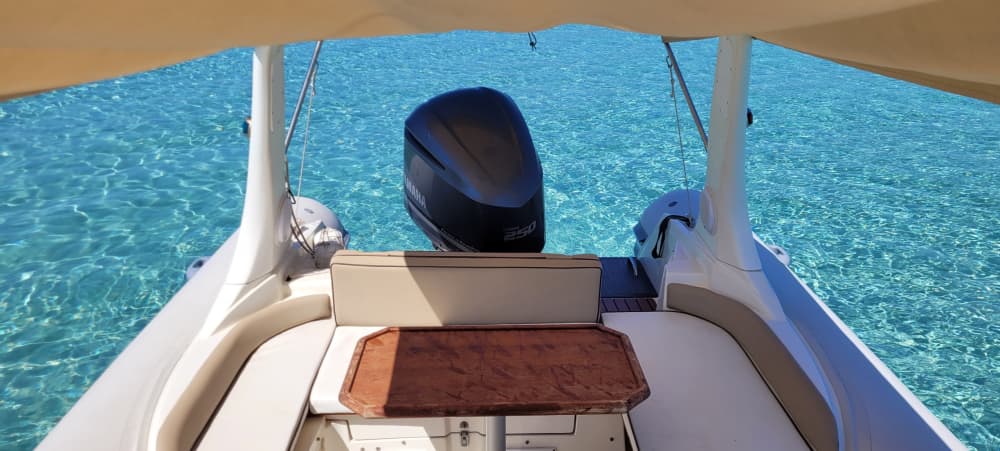 Nehmen Sie sich 8 Stunden und 30 Minuten Zeit, um die verborgene Magie von Lecci vom Wasser aus zu entdecken.