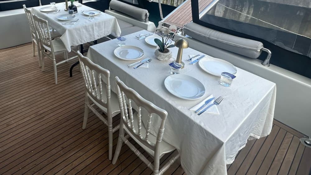 3h30 in İstanbul: Rent a motorboat and enjoy