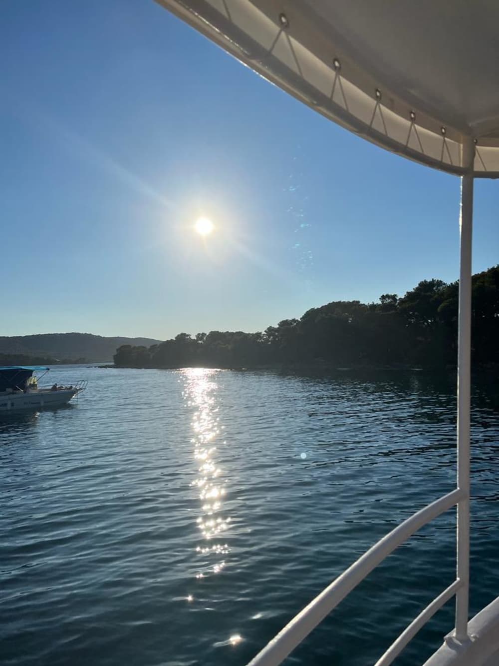 Una auténtica escapada al Adriático: 8 horas en la belleza prístina de Sveti Filip I Jakov.