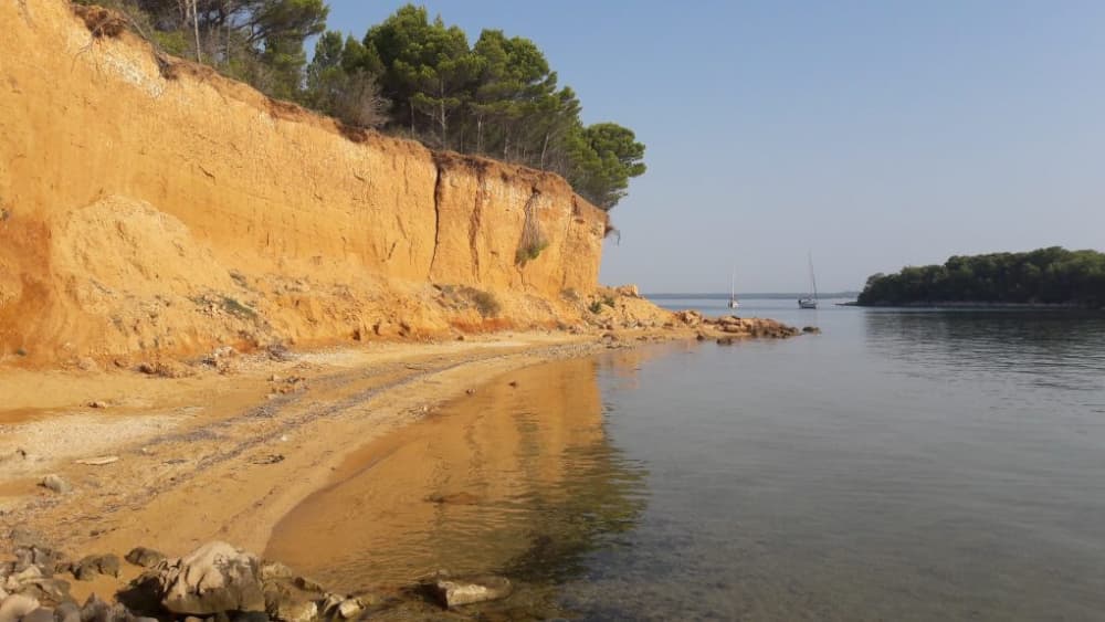 Una auténtica escapada al Adriático: 8 horas en la belleza prístina de Sveti Filip I Jakov.