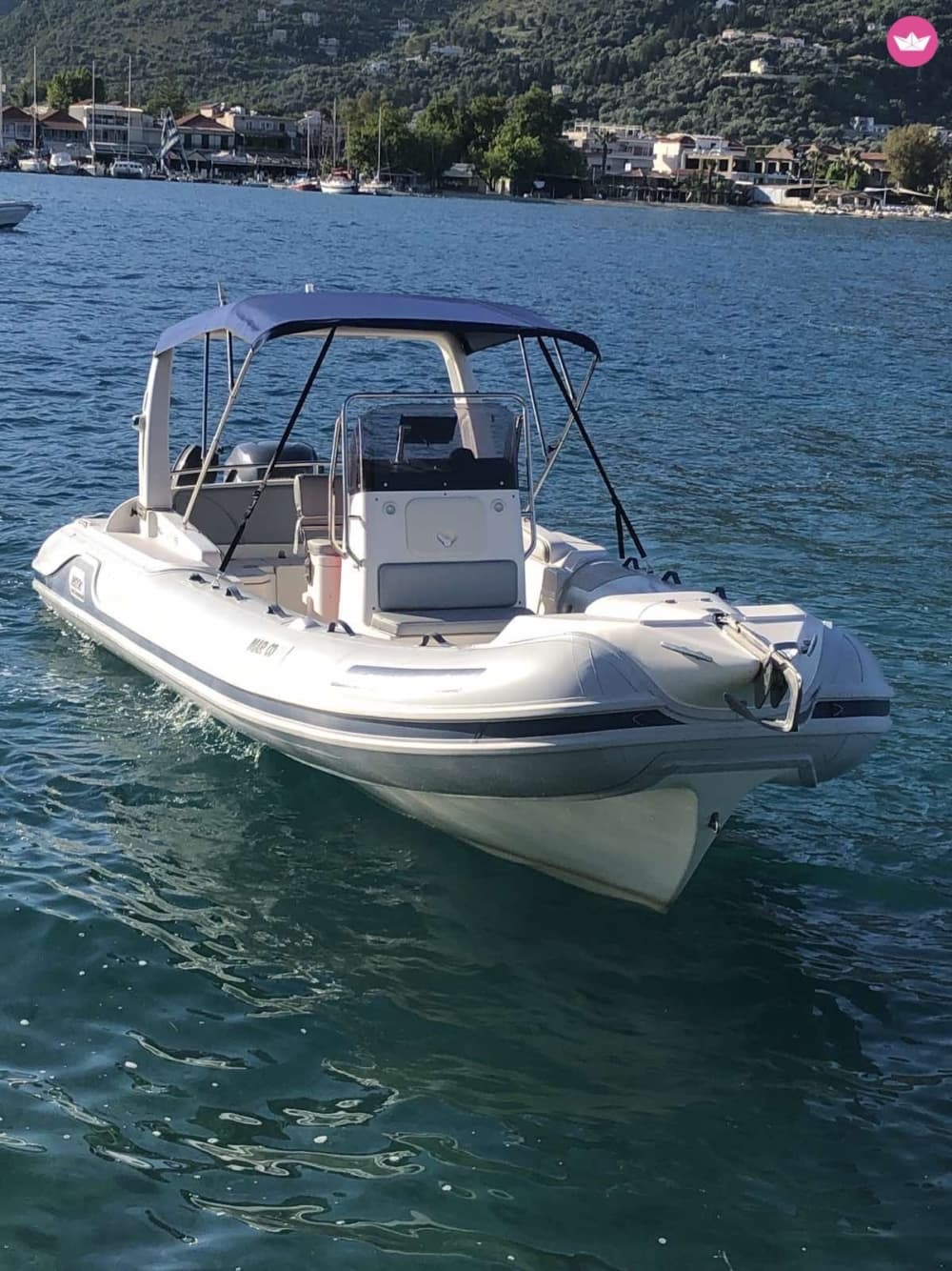 Explore Lefkada in a half-day: Rent a motorboat for 4h