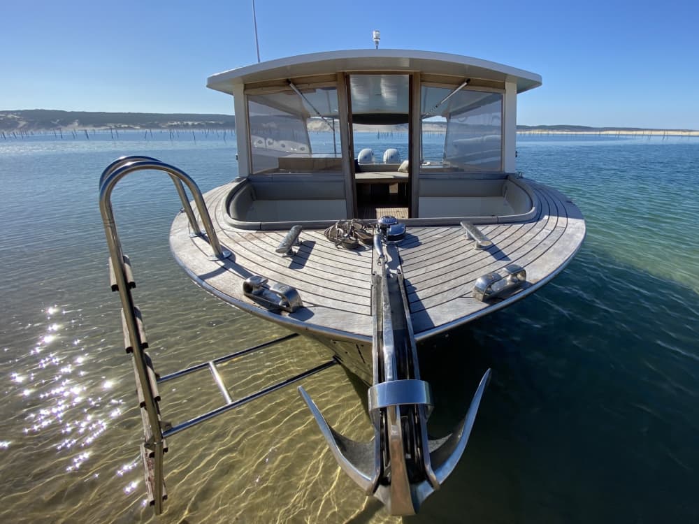 Goditi 8 ore a bordo di un motoscafo per esplorare Arcachon.