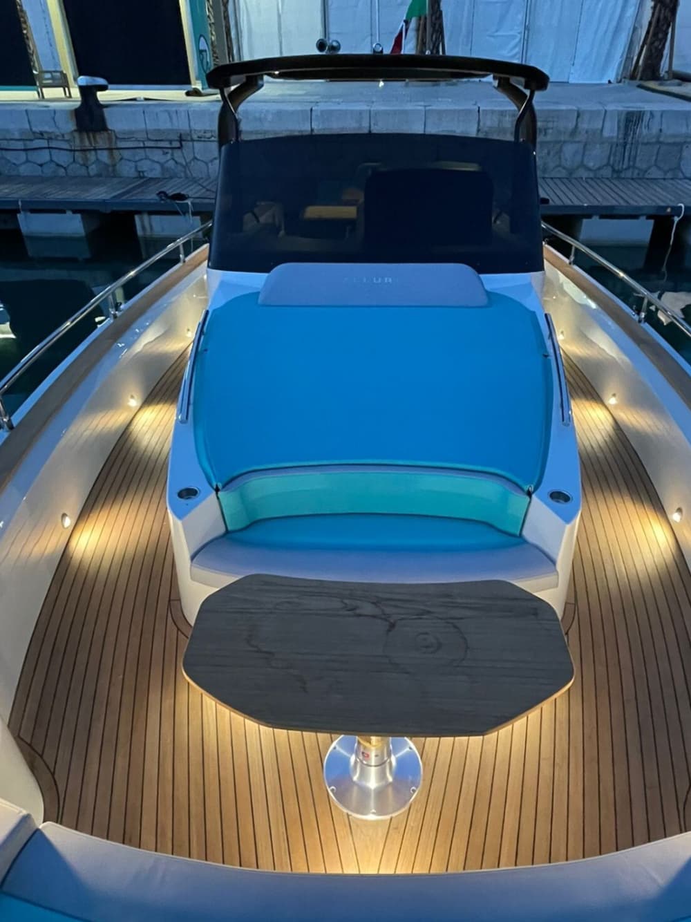 Deriva Costera: Día en Barco Privado a Sitges y Blanes