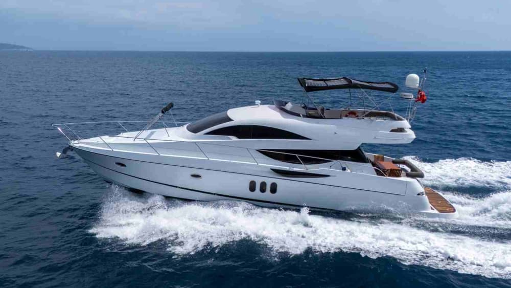 Navegue hacia la serenidad: una escapada en yate privado a través del azul oculto de Bodrum