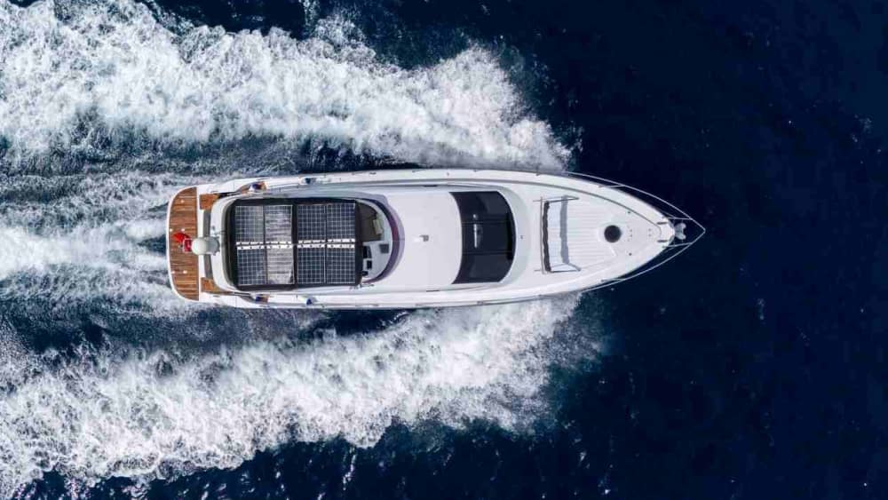 Navegue hacia la serenidad: una escapada en yate privado a través del azul oculto de Bodrum