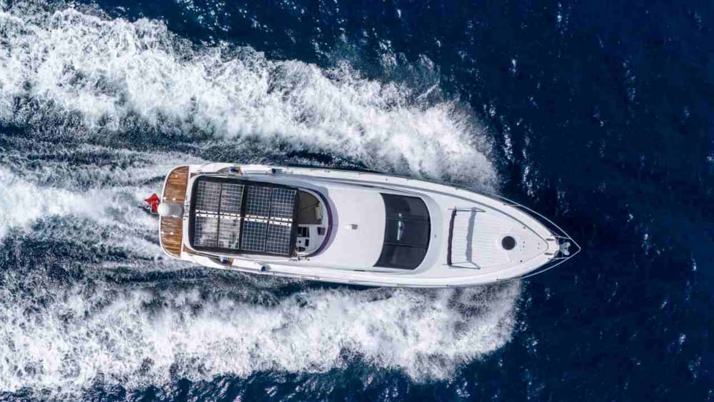 Navegue hacia la serenidad: una escapada en yate privado a través del azul oculto de Bodrum