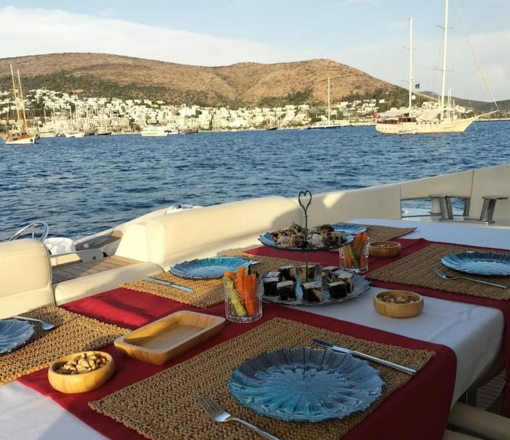 Deluxe Yacht Experience in Bodrum