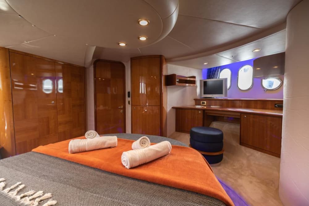 Deluxe Yacht Experience in Bodrum