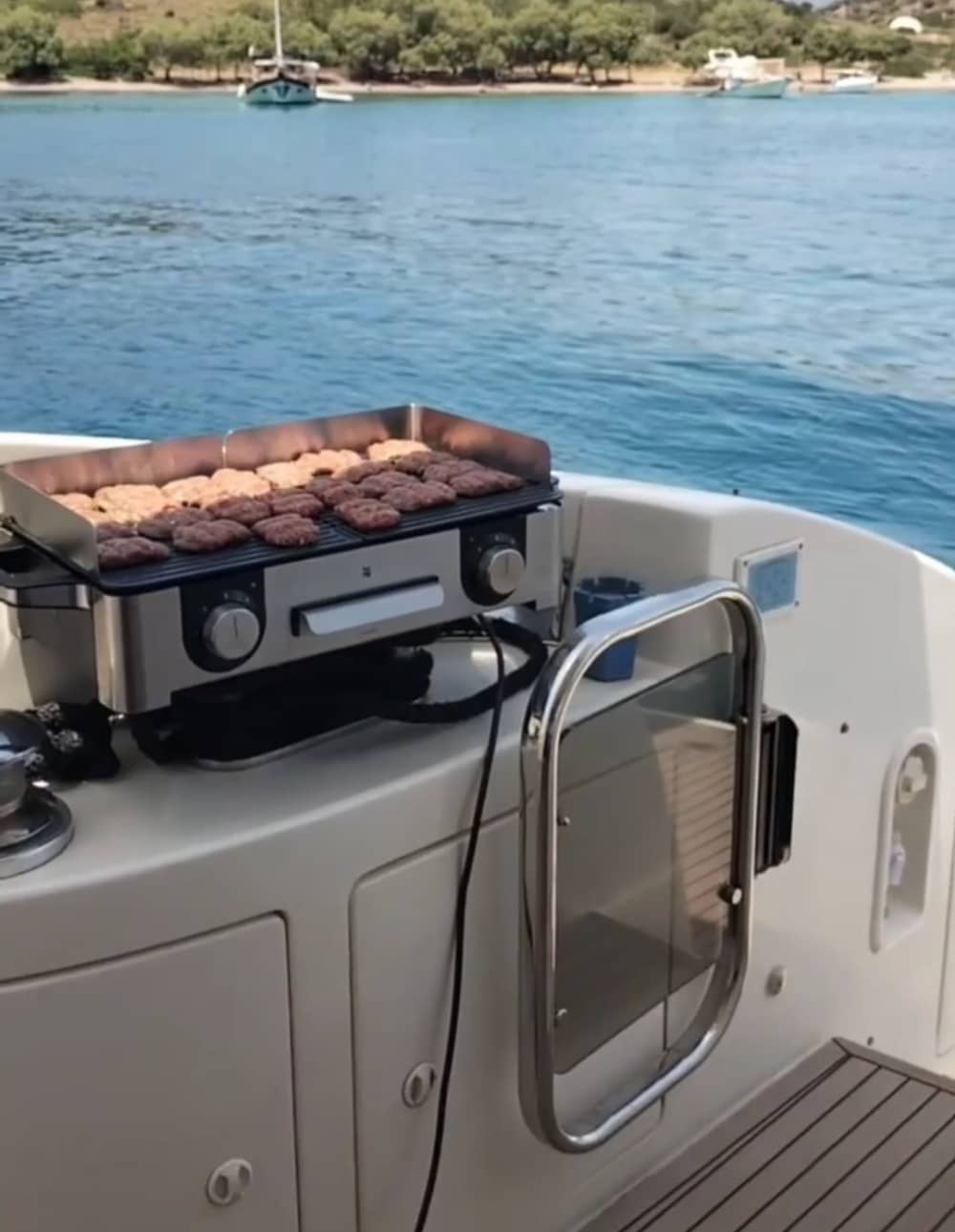 Deluxe Yacht Experience in Bodrum