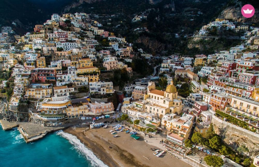 Capri par la mer : excursion privée en bateau de 6 heures au départ de Sorrente