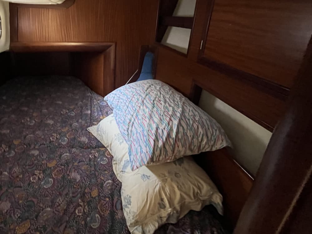 Passez 8h30 à naviguer autour de Milazzo en voilier.