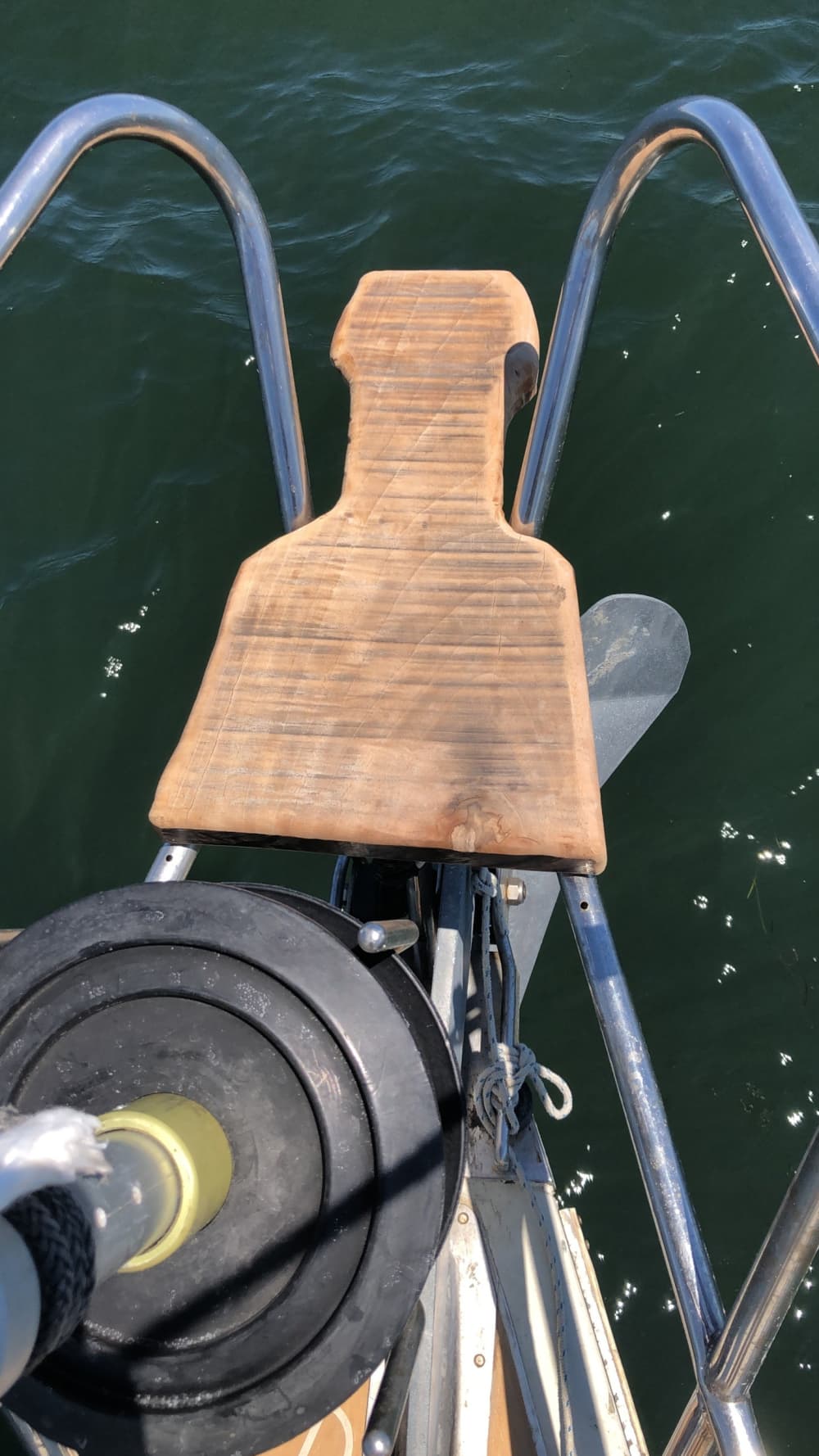 Passez 8h30 à naviguer autour de Milazzo en voilier.