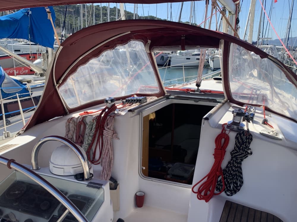 Una giornata magica a Saint-Mandrier-sur-Mer a bordo di una barca a vela.