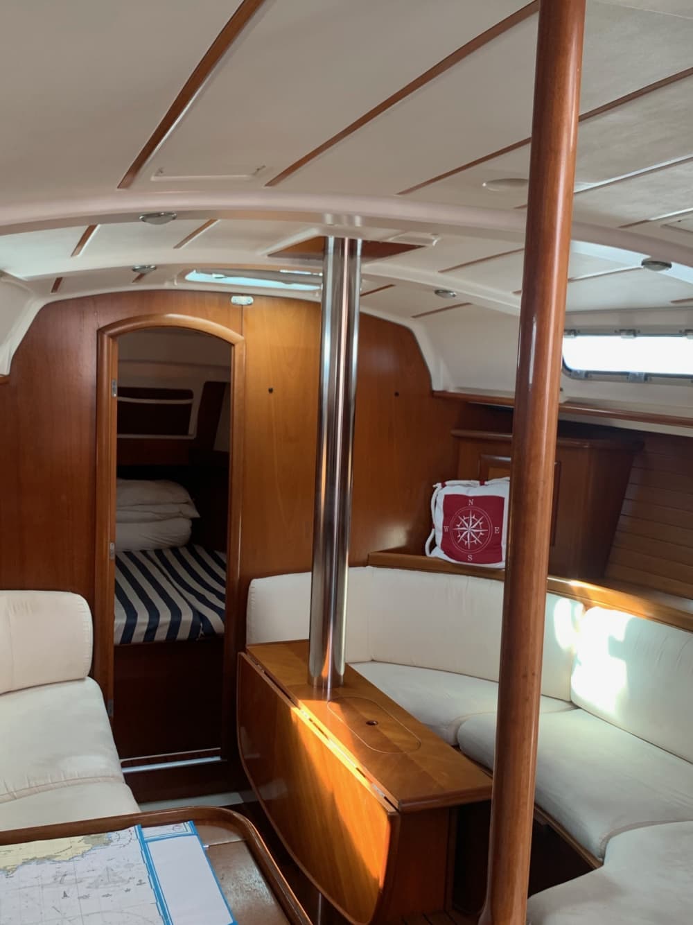 Una giornata magica a Saint-Mandrier-sur-Mer a bordo di una barca a vela.