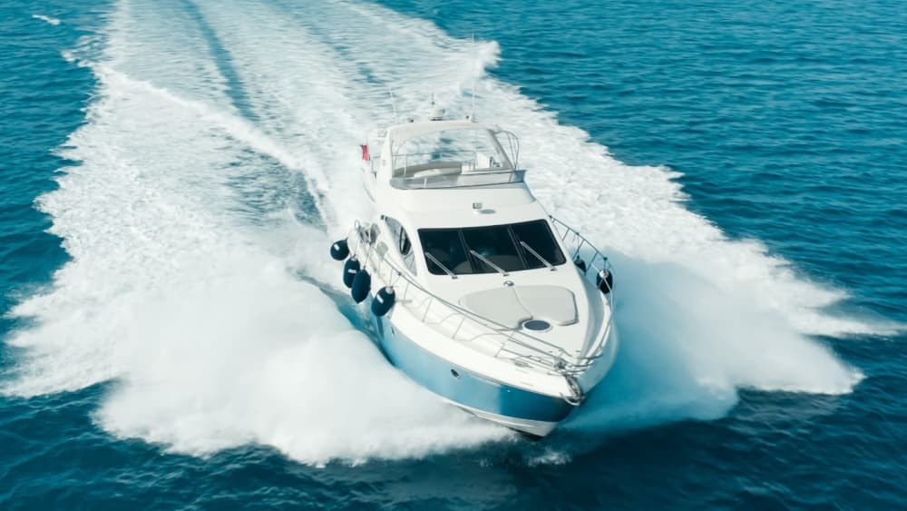 La tua esperienza privata a Kemer: una giornata esclusiva a bordo di uno yacht a motore.