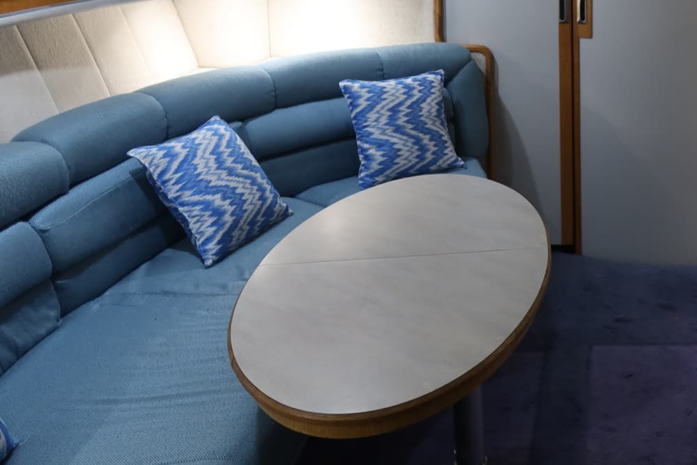 Relax on a motorboat in Porto Cristo for 3h30