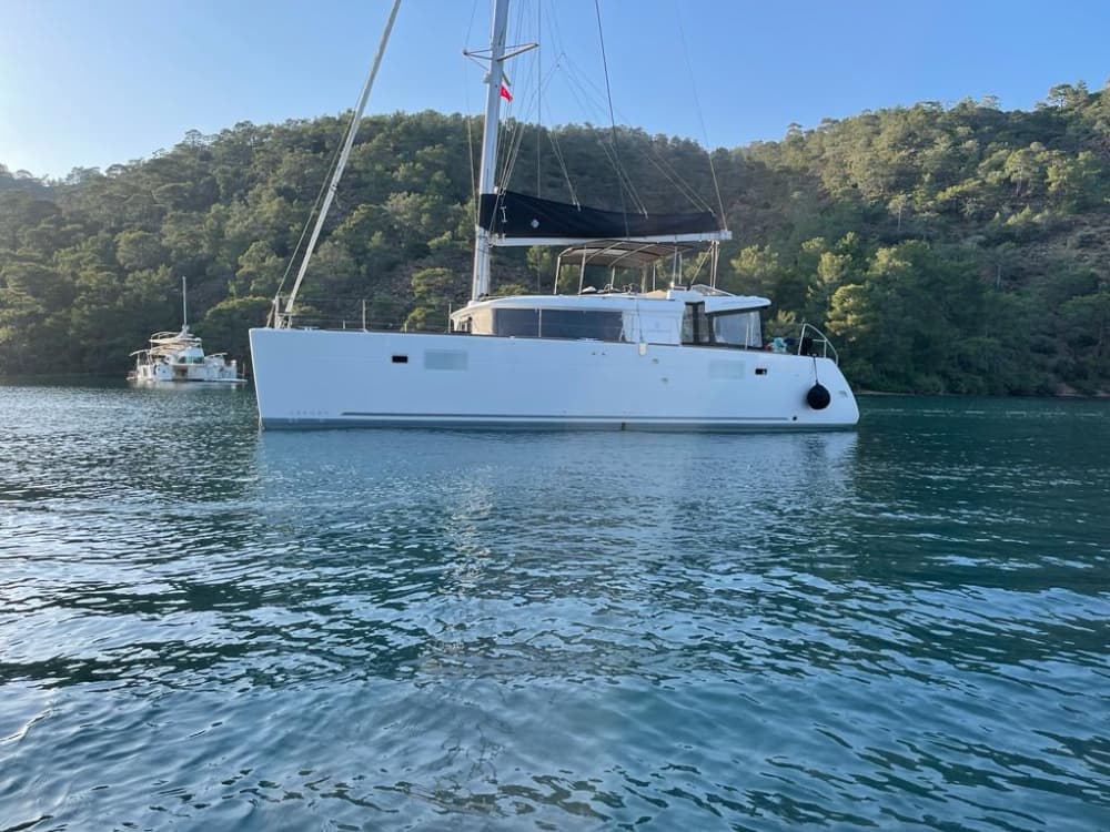 Hele dag catamarantour / Lagoon 450F - model 2018