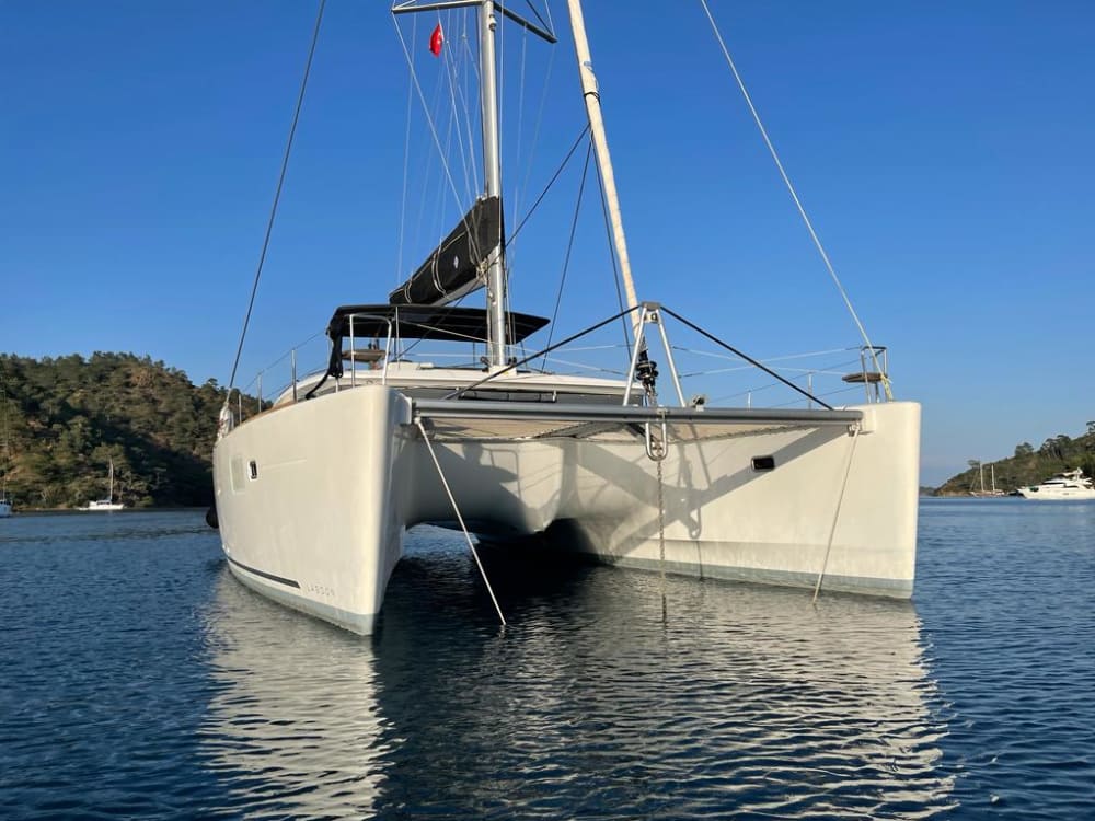 Hele dag catamarantour / Lagoon 450F - model 2018