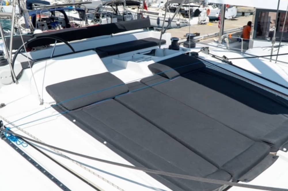 Hele dag catamarantour / Lagoon 450F - model 2018