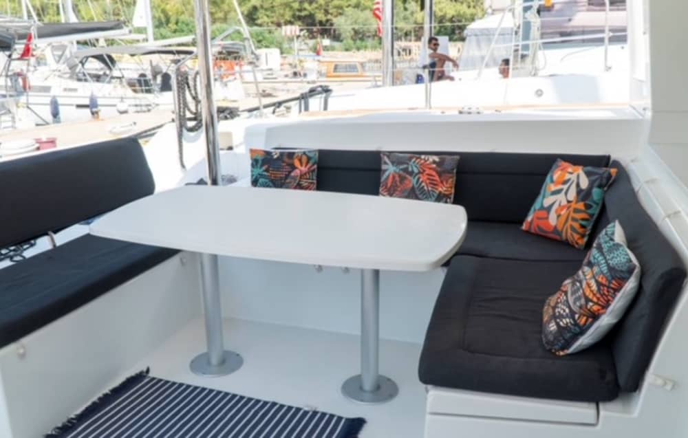 Hele dag catamarantour / Lagoon 450F - model 2018