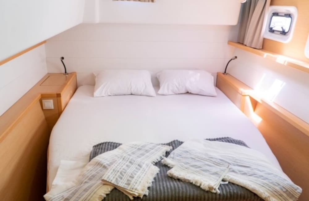 Hele dag catamarantour / Lagoon 450F - model 2018