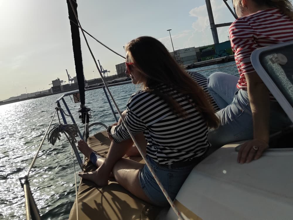 Full-day sailing experience on a sailboat in Alicante